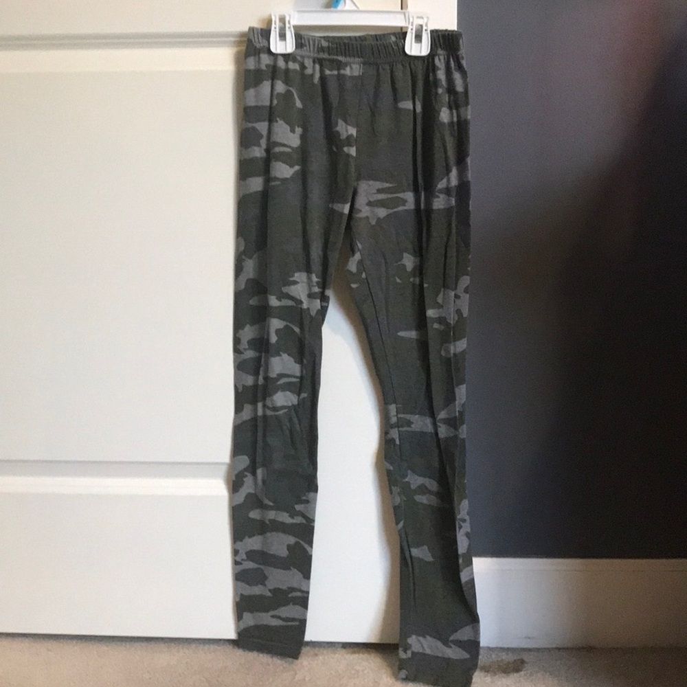 Camo leggings